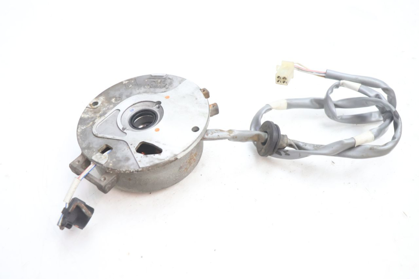 photo de ROTOR STATOR MBK BOOSTER SPIRIT 50 (2004 - 2017) - Details der Befestigungspunkte