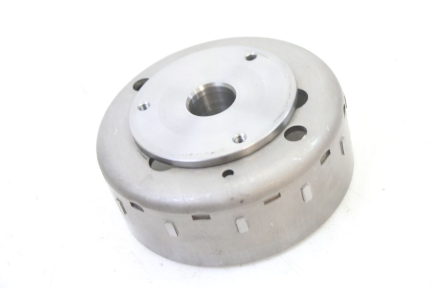 photo de ROTOR STATOR SUZUKI BURGMAN 125 (2007 - 2014) - Technische Nahaufnahme