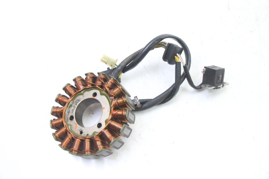 photo de ROTOR STATOR SUZUKI BURGMAN 125 (2007 - 2014) - Oberflächenzustand und Material