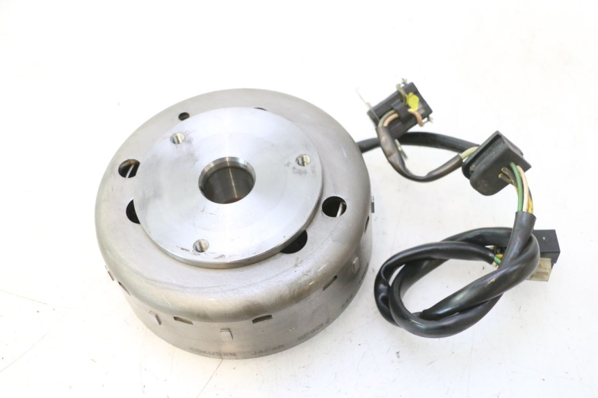 photo de ROTOR STATOR SUZUKI BURGMAN 125 (2007 - 2014) - Detailansicht des Bauteils