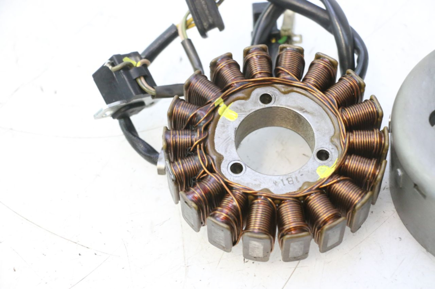 photo de ROTOR STATOR SUZUKI BURGMAN 125 (2007 - 2014) - Details der Befestigungspunkte
