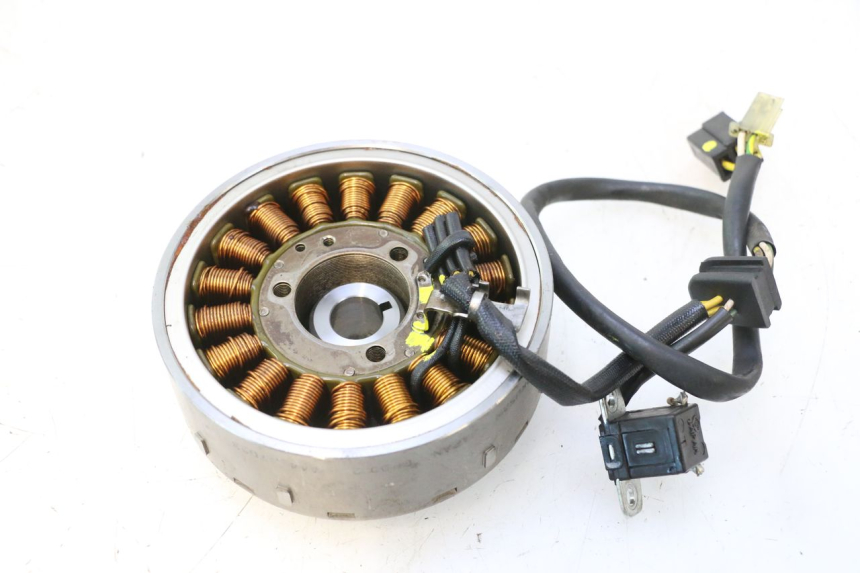 photo de ROTOR STATOR SUZUKI BURGMAN 125 (2007 - 2014) - Detailansicht des Bauteils