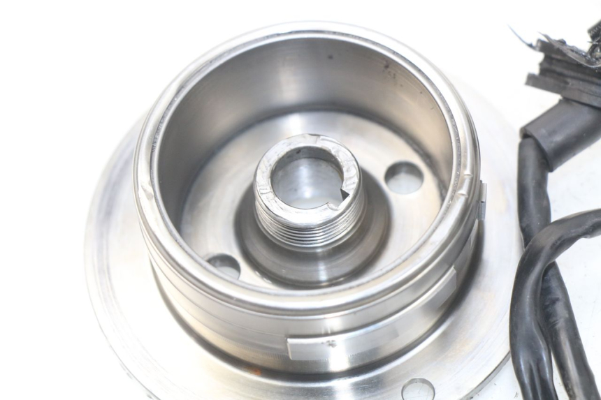 photo de LICHTMASCHINE HONDA CRF CR-F 450 (2001 - 2005) - Charakteristische Merkmale