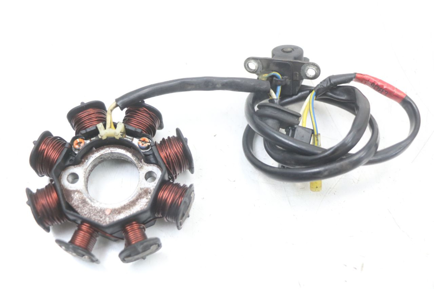 photo de ROTOR STATOR KYMCO DINK 4T 50 (2007 - 2018) - Oberflächenzustand und Material