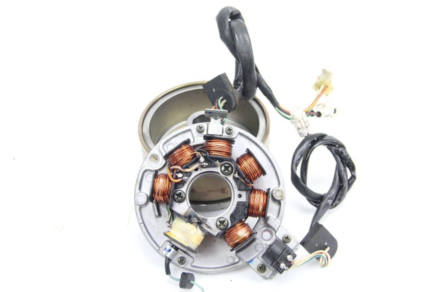 photo de LICHTMASCHINE YAMAHA DTR DT-R 125 (1989 - 2004) - Technische Nahaufnahme