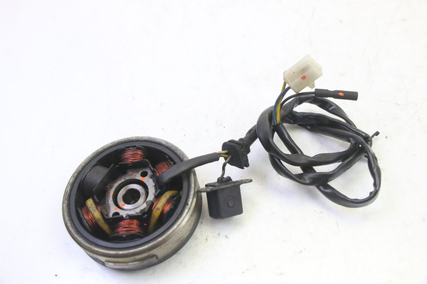 photo de LICHTMASCHINE PEUGEOT ELYSTAR 50 (2002 - 2014) - Alternative Perspektive