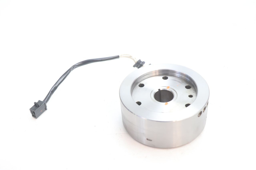 photo de LICHTMASCHINE KAWASAKI ER-6 ER6 N 650 (2005 - 2009) - Zoom auf Gebrauchszustand