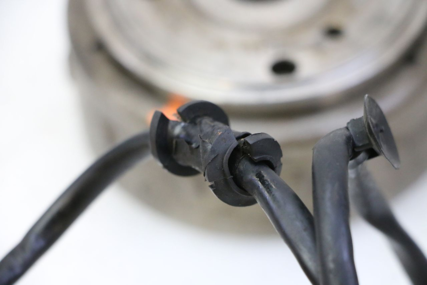 photo de ROTOR STATOR HONDA FES S-WING SWING ABS 125 (2007 - 2015) - Alternative Perspektive