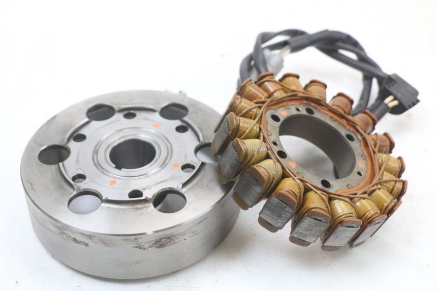 photo de ROTOR STATOR YAMAHA FJR ABS 1300 (2006 - 2012) - Hauptansicht