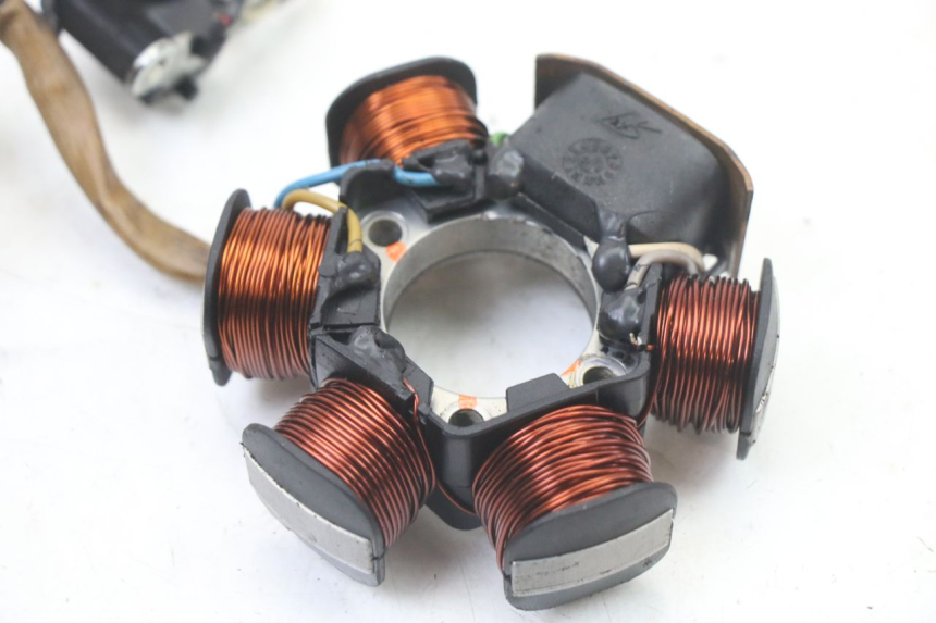 photo de ROTOR STATOR PIAGGIO FLY 2T 50 (2004 - 2017) - Oberflächenzustand und Material