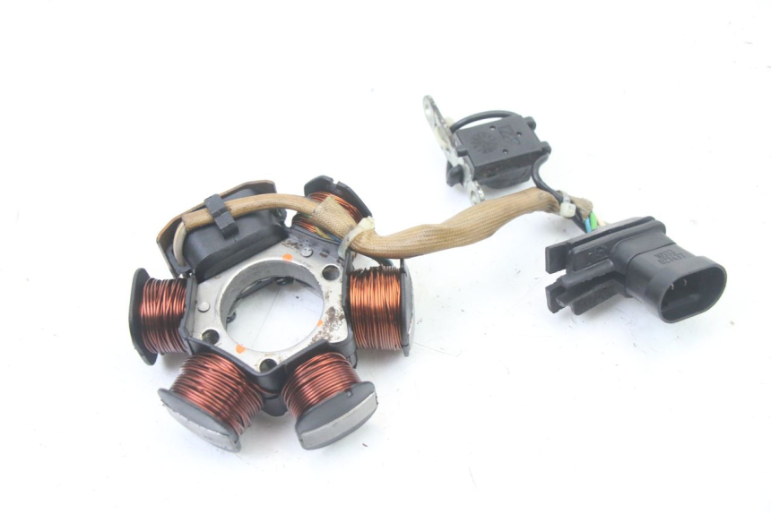 photo de ROTOR STATOR PIAGGIO FLY 2T 50 (2004 - 2017) - Kennzeichnungen und Originalreferenzen