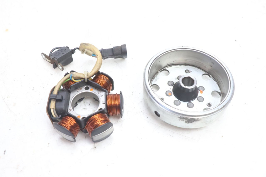 photo de ROTOR STATOR PIAGGIO FLY 2T 50 (2004 - 2017) - Detailansicht des Bauteils