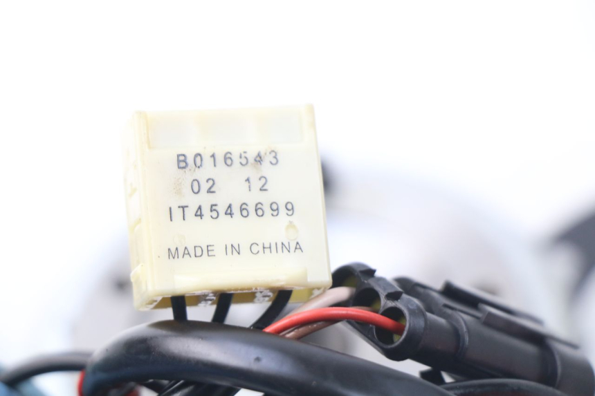 photo de LICHTMASCHINE PIAGGIO FLY IE 125 (2012 - 2017) - Alternative Perspektive