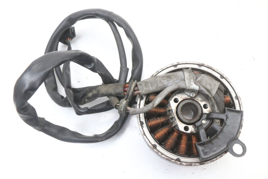 photo de LICHTMASCHINE HONDA FORZA 125 (2015 - 2016) - Technische Nahaufnahme