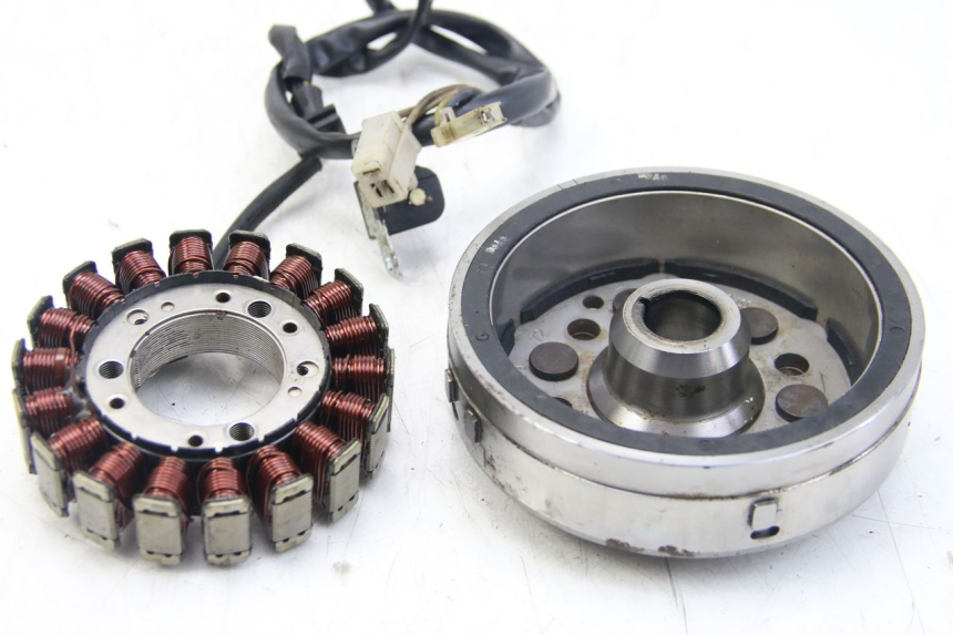 photo de ROTOR STATOR YAMAHA FZS FAZER 600 (1998 - 2001) - Alternative Perspektive