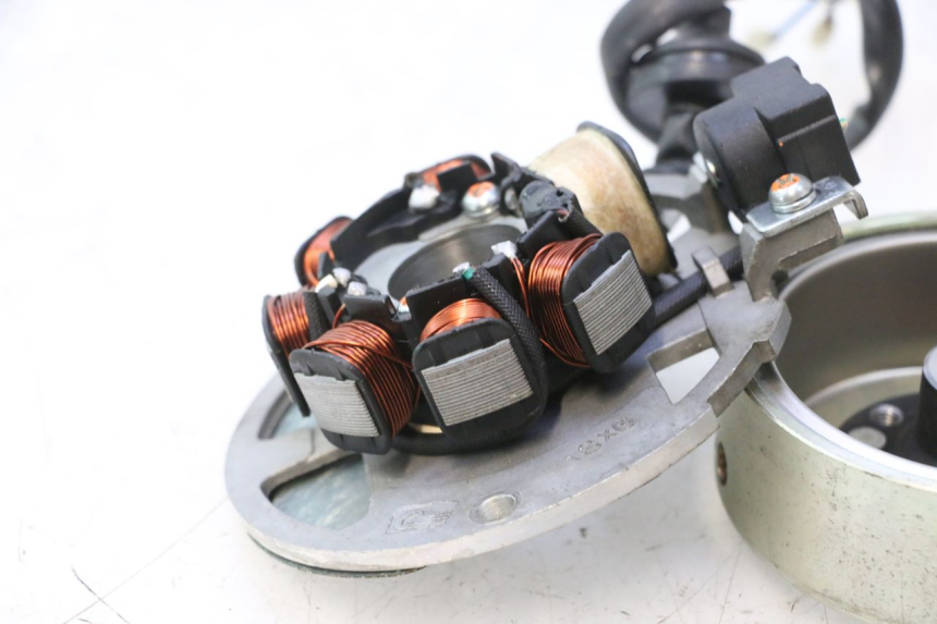 photo de LICHTMASCHINE KEEWAY HURRICANE 50 (2006 - 2019) - Details der Befestigungspunkte