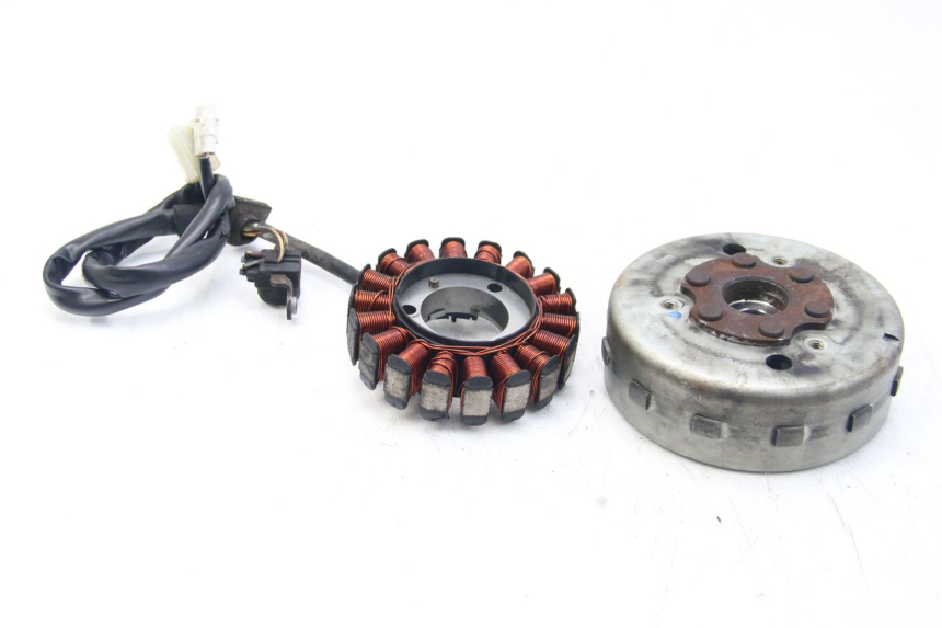 photo de LICHTMASCHINE YAMAHA HW XENTER 125 (2011 - 2017) - Hauptansicht