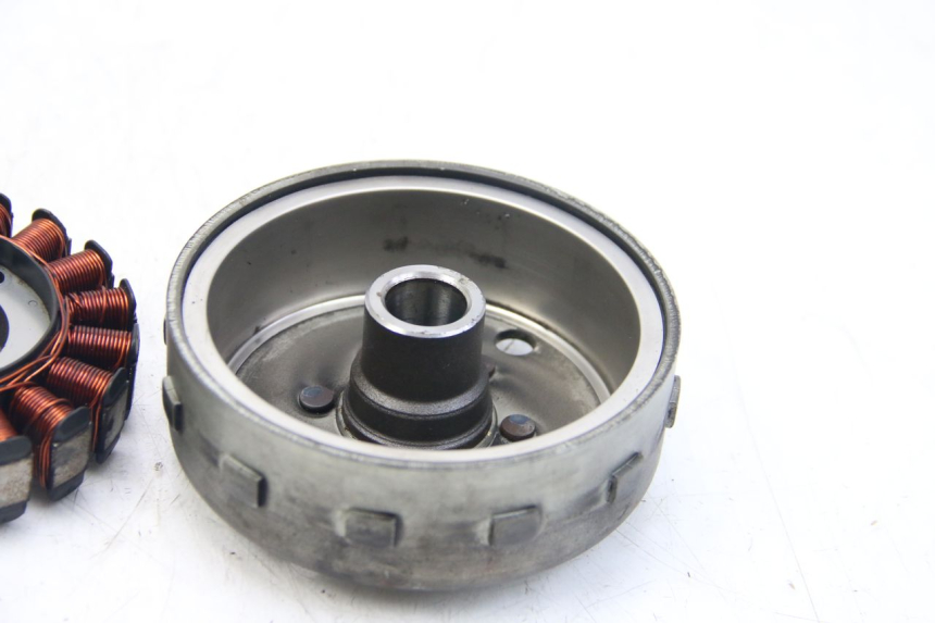 photo de LICHTMASCHINE YAMAHA HW XENTER 125 (2011 - 2017) - Alternative Perspektive