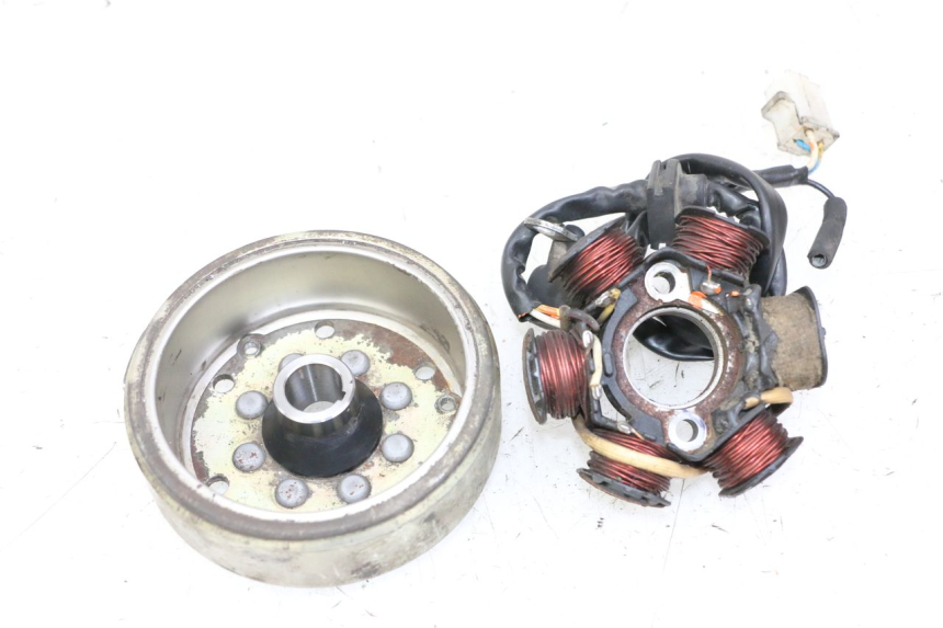 photo de ROTOR STATOR PEUGEOT KISBEE 2T 50 (2010 - 2017) - Hauptansicht