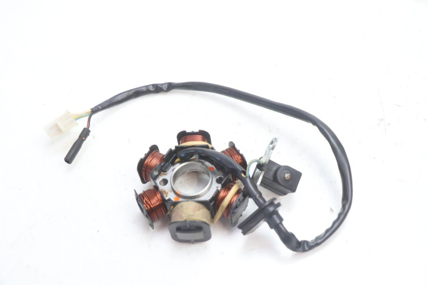 photo de ROTOR STATOR PEUGEOT KISBEE 2T 50 (2010 - 2017) - Technische Nahaufnahme