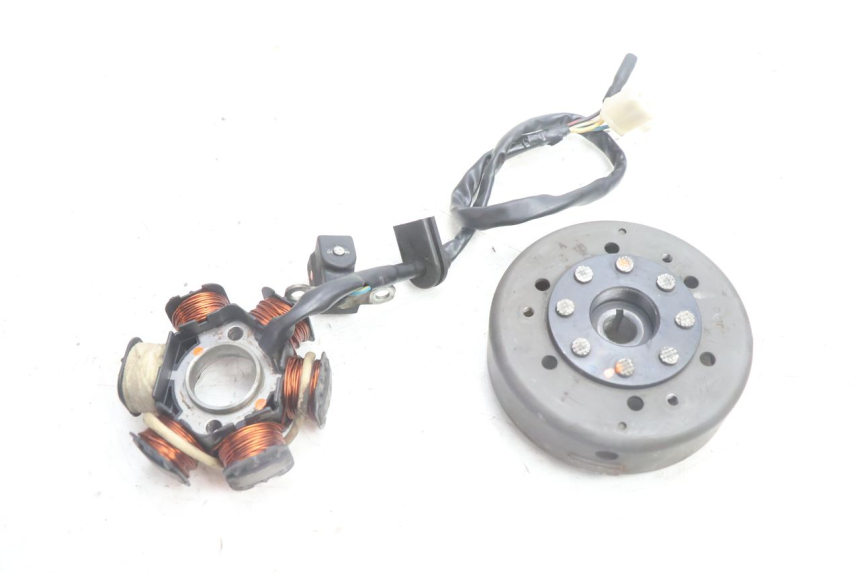 photo de ROTOR STATOR PEUGEOT KISBEE 2T 50 (2010 - 2017) - Hauptansicht