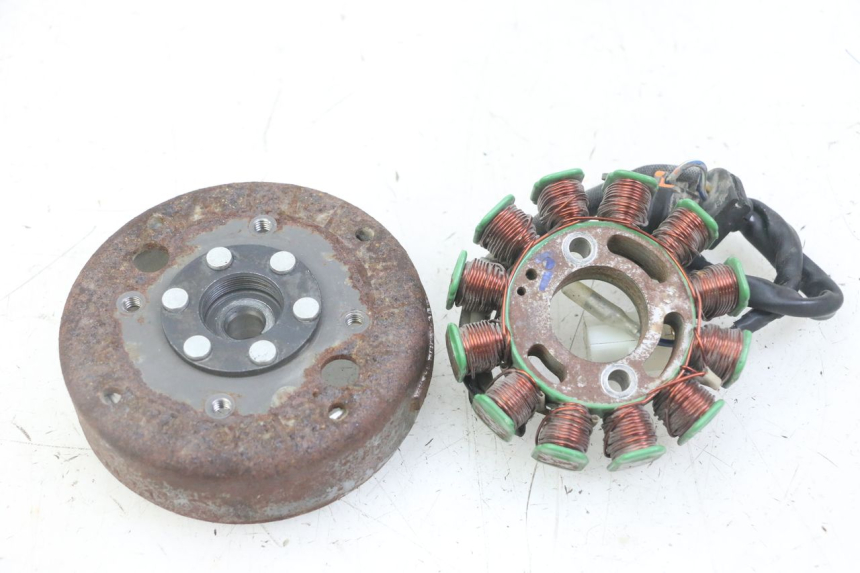 photo de ROTOR STATOR PEUGEOT KISBEE 4T 50 (2018 - 2022) - Hauptansicht