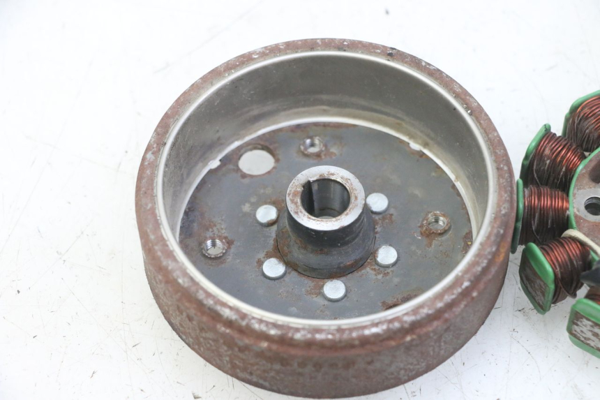 photo de ROTOR STATOR PEUGEOT KISBEE 4T 50 (2018 - 2022) - Kennzeichnungen und Originalreferenzen