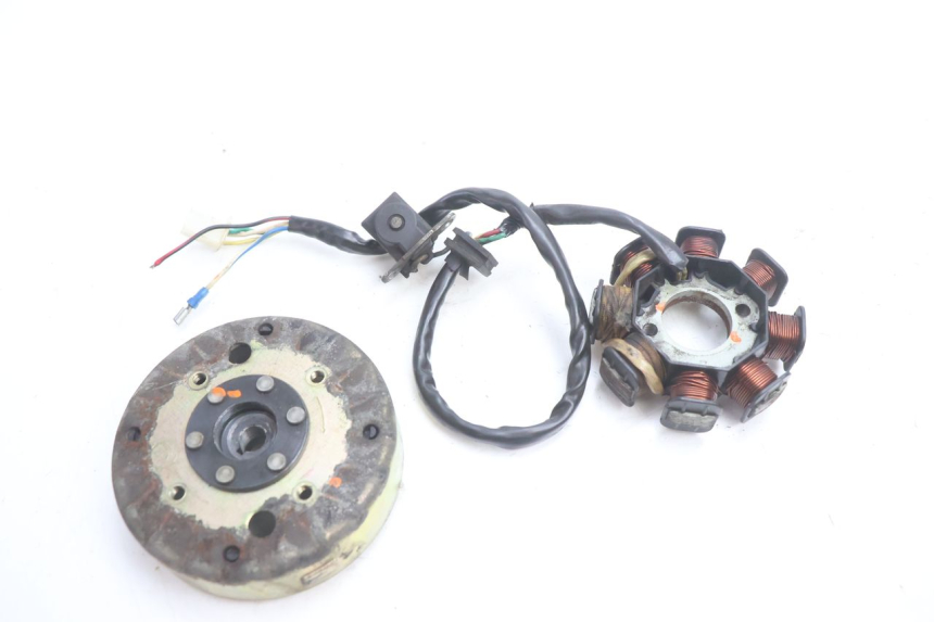 photo de ROTOR STATOR PEUGEOT KISBEE 4T 50 (2010 - 2017) - Hauptansicht