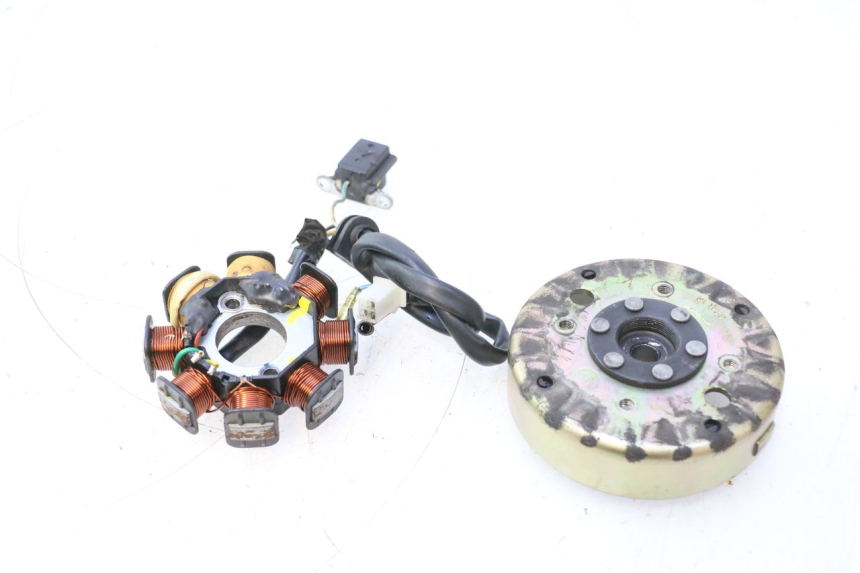 photo de ROTOR STATOR PEUGEOT KISBEE 4T 50 (2010 - 2017) - Hauptansicht