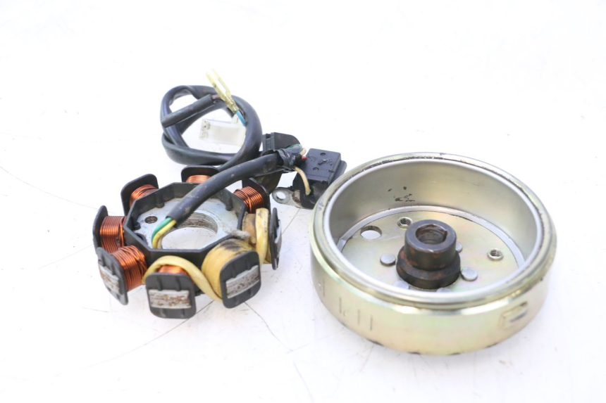 photo de ROTOR STATOR PEUGEOT KISBEE 4T 50 (2010 - 2017) - Zoom auf Gebrauchszustand