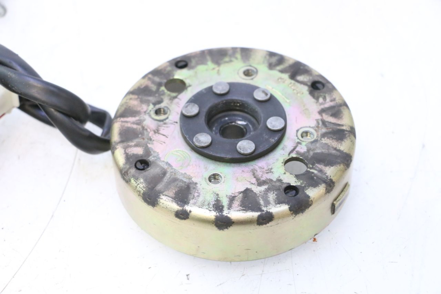 photo de ROTOR STATOR PEUGEOT KISBEE 4T 50 (2010 - 2017) - Geprüftes Gebrauchtteil