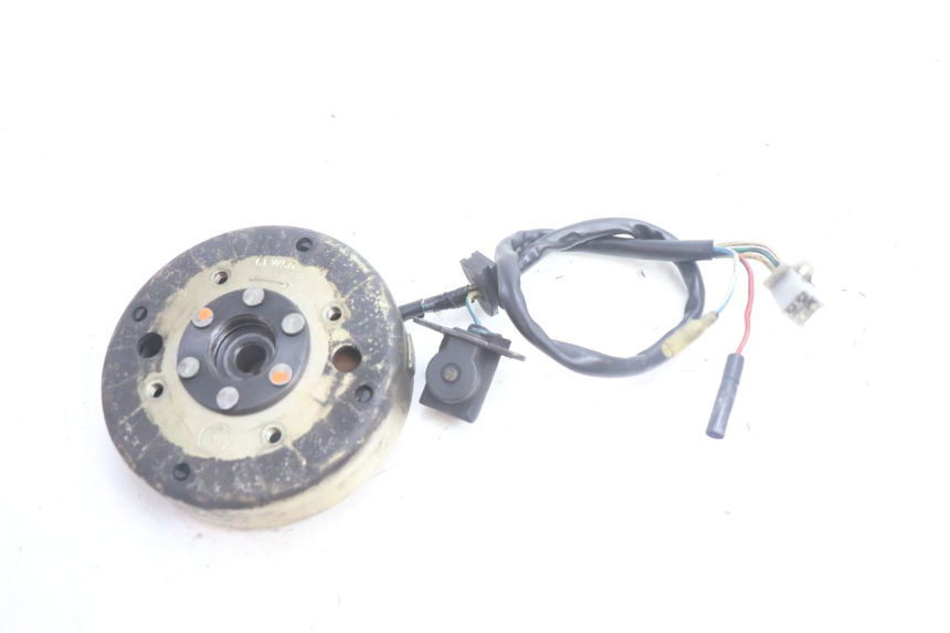 photo de ROTOR STATOR PEUGEOT KISBEE 4T 50 (2010 - 2017) - Zoom auf Gebrauchszustand