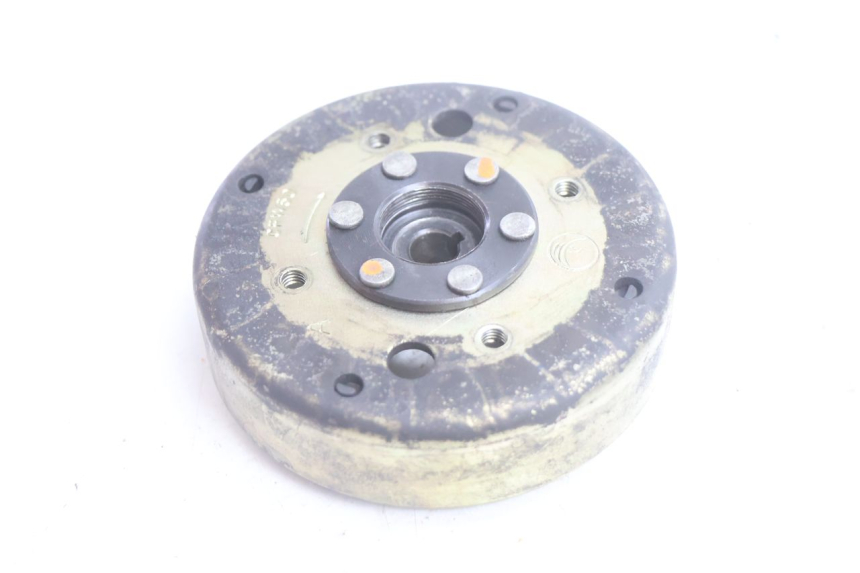 photo de ROTOR STATOR PEUGEOT KISBEE 4T 50 (2010 - 2017) - Oberflächenzustand und Material
