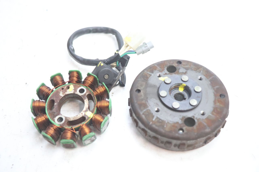 photo de ROTOR STATOR PEUGEOT KISBEE 4T 50 (2018 - 2022) - Hauptansicht
