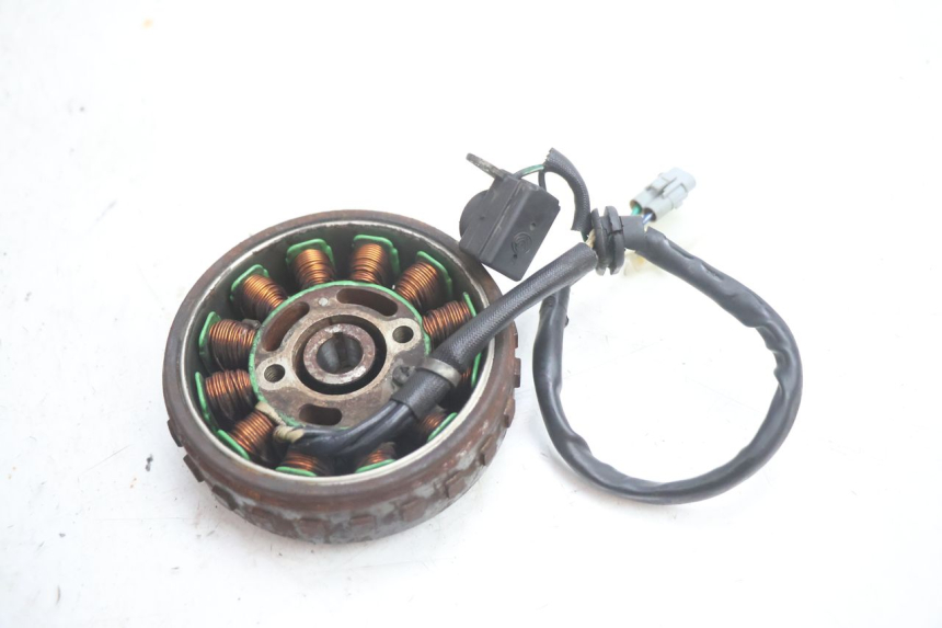 photo de ROTOR STATOR PEUGEOT KISBEE 4T 50 (2018 - 2022) - Alternative Perspektive