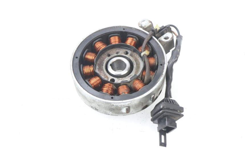 photo de LICHTMASCHINE PIAGGIO LIBERTY 4T 50 (2004 - 2008) - Detailansicht des Bauteils