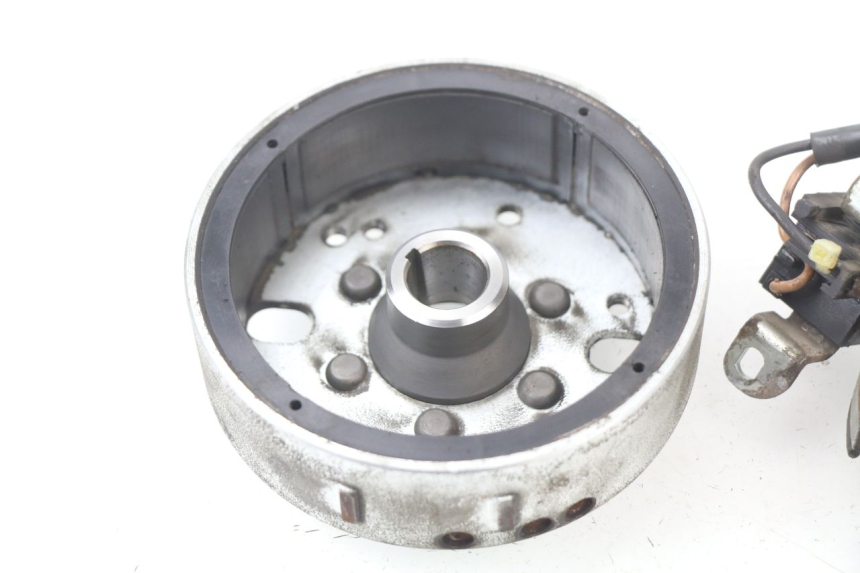 photo de LICHTMASCHINE PIAGGIO LIBERTY 4T 50 (2004 - 2008) - Gesamtansicht des Produkts