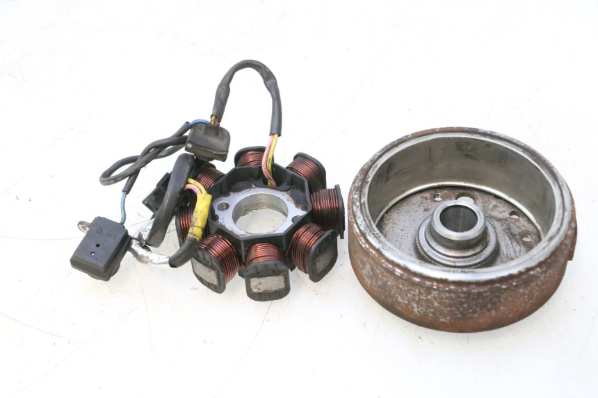 photo de LICHTMASCHINE KYMCO LIKE 125 (2009 - 2016) - Oberflächenzustand und Material
