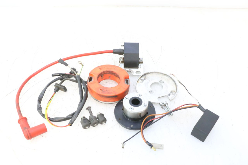 photo de ROTOR STATOR PEUGEOT LUDIX BLASTER 50 (2006 - 2014) - Hauptansicht