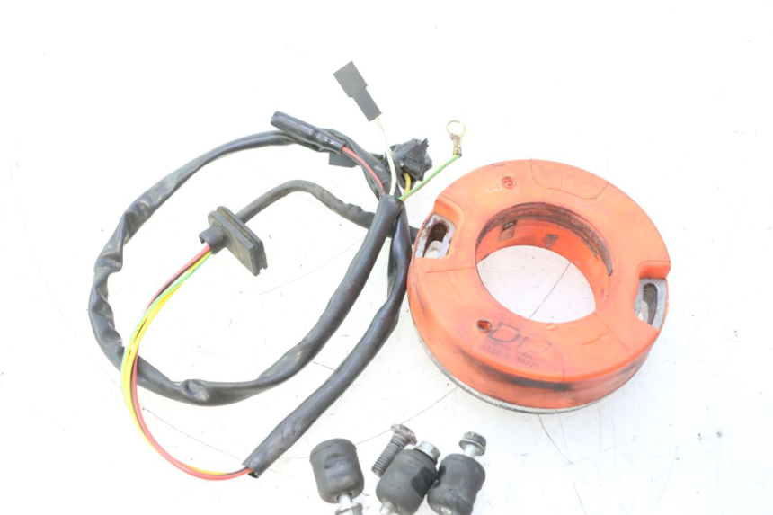 photo de ROTOR STATOR PEUGEOT LUDIX BLASTER 50 (2006 - 2014) - Kennzeichnungen und Originalreferenzen