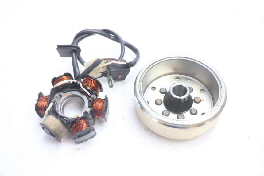 photo de LICHTMASCHINE PEUGEOT LUDIX ONE 14P 50 (2004 - 2013) - Detailansicht des Bauteils