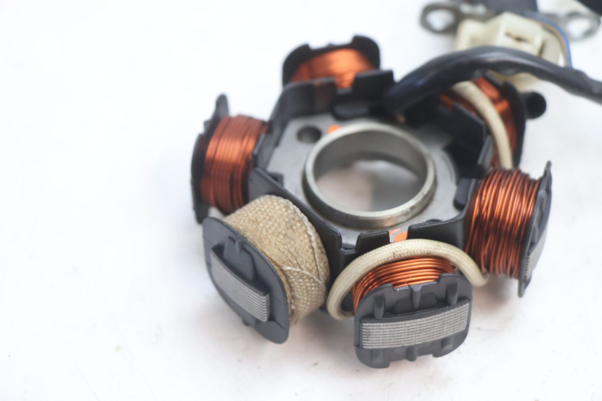 photo de LICHTMASCHINE PEUGEOT LUDIX ONE 14P 50 (2004 - 2013) - Geprüftes Gebrauchtteil