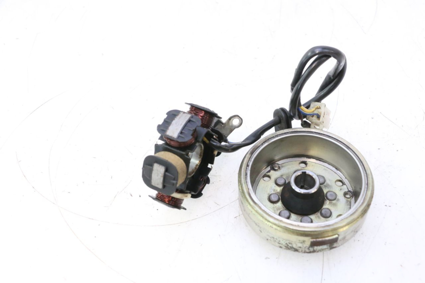 photo de LICHTMASCHINE PEUGEOT LUDIX ONE 50 (2004 - 2013) - Gesamtansicht des Produkts