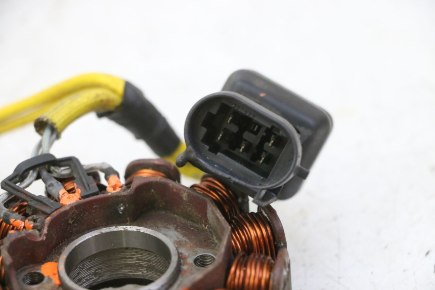 photo de ROTOR STATOR PIAGGIO MP3 125 (2006 - 2014) - Geprüftes Gebrauchtteil