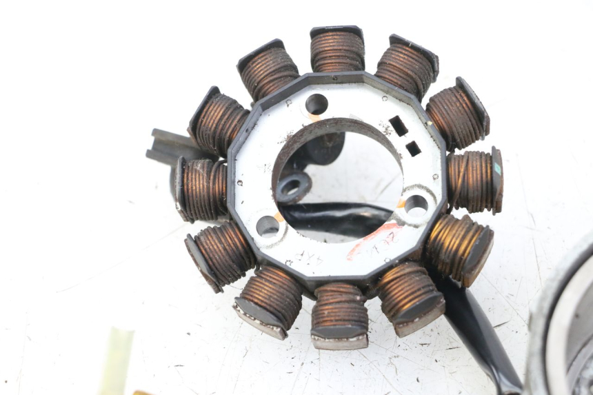 photo de ROTOR STATOR MBK MW TRYPTIK 125 (2014 - 2016) - Technische Nahaufnahme