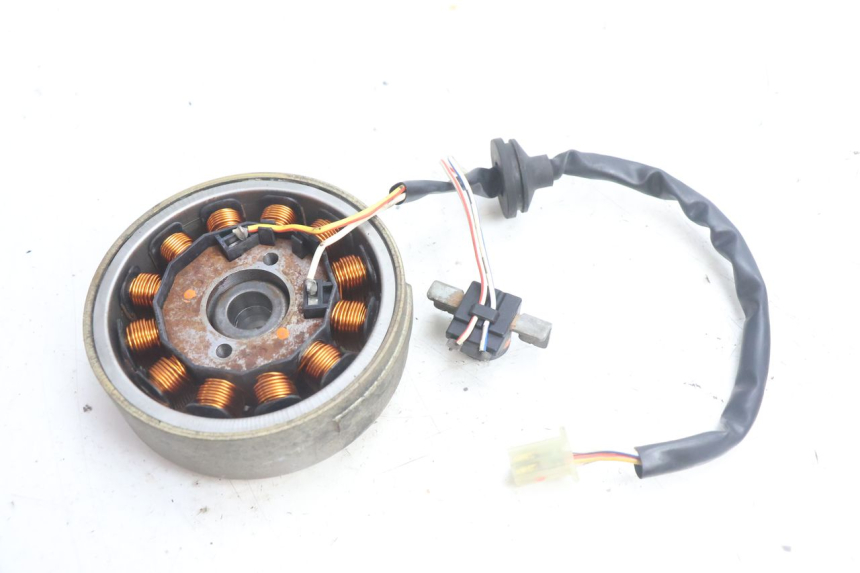photo de LICHTMASCHINE YAMAHA NEO'S NEOS 2T 50 (1998 - 2007) - Alternative Perspektive