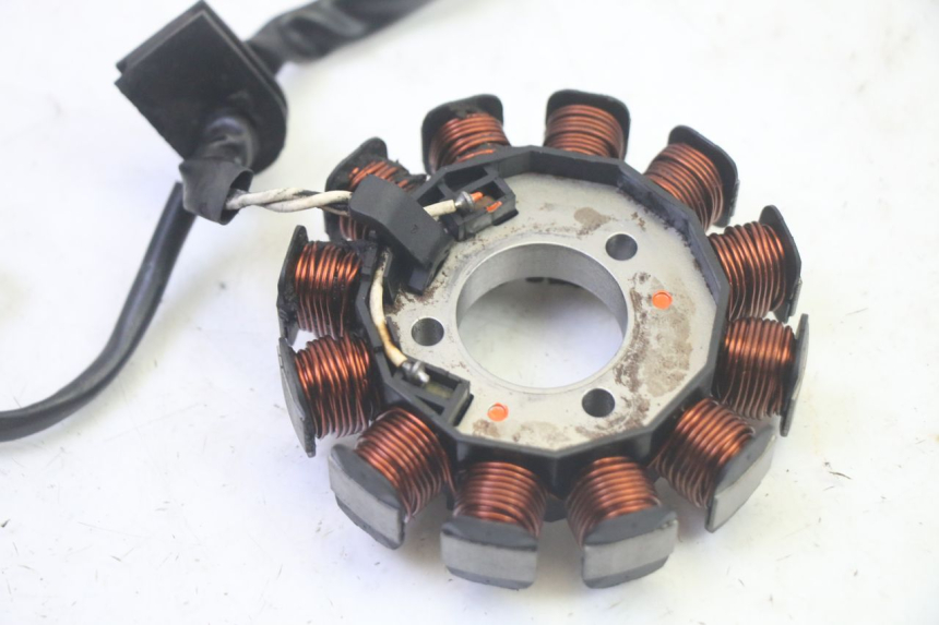 photo de LICHTMASCHINE YAMAHA NEOS NEO'S 4T 50 (2008 - 2016) - Details der Befestigungspunkte