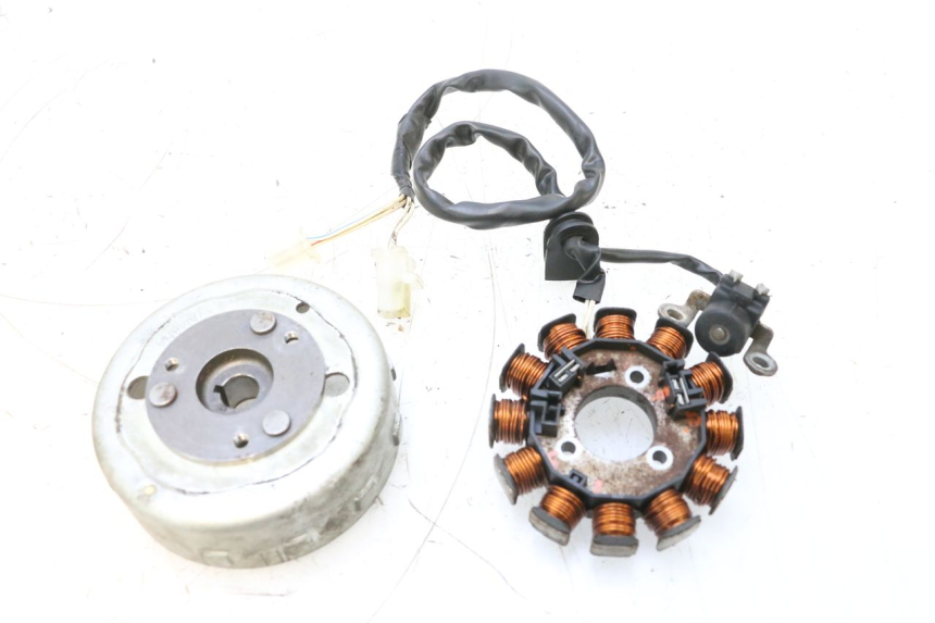 photo de LICHTMASCHINE YAMAHA NEOS NEO'S 4T 50 (2008 - 2016) - Hauptansicht