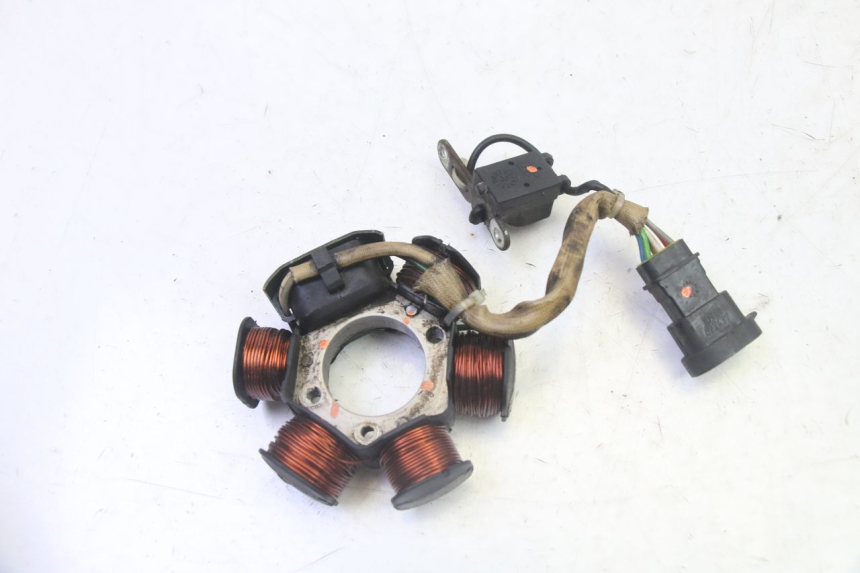 photo de LICHTMASCHINE PIAGGIO NEW TYPHOON 50 (2010 - 2017) - Technische Nahaufnahme