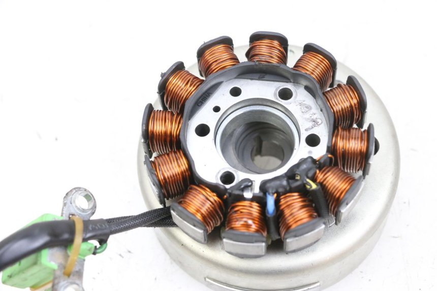 photo de LICHTMASCHINE PIAGGIO NEW TYPHOON 50 (2018 - 2021) - Gesamtansicht des Produkts